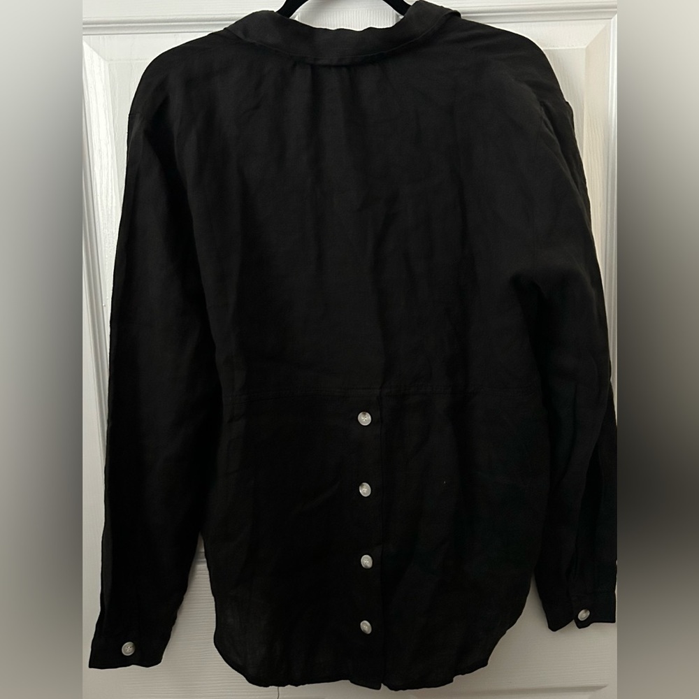 NWT XCVI Long-Sleeve Button Linen Blouse- Dark Grey/Black Size Medium - Picture 2 of 7